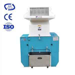 Affald af plastflaskeknuser